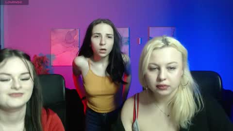 aria_blaze_ online show from March 25, 10:18 am