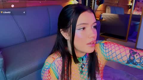 Ari  online show from April 8, 9:50 pm