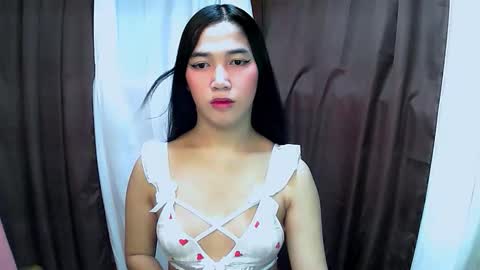 Snapshot of aria_fucks chatting on September 22, 4:22 am ARIA online show from September 22, 4:22 am