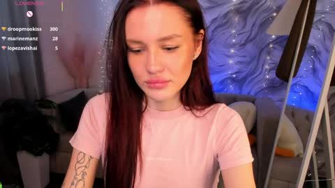 aria_mila online show from May 7, 10:19 am
