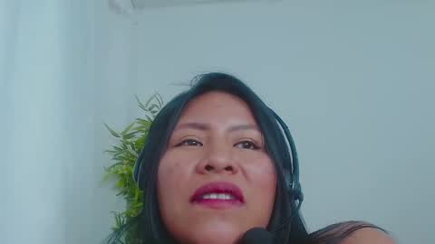 aria online show from November 21, 9:50 pm