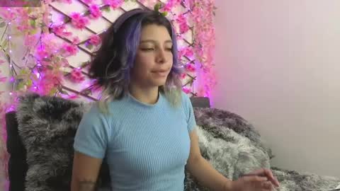 aria_silk online show from May 22, 10:41 pm