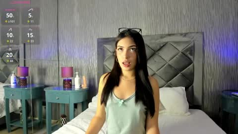 Aria online show from April 4, 11:31 am