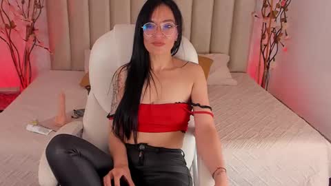 aria_velle online show from September 27, 3:52 pm