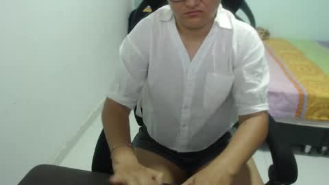 ...Ariana... online show from February 20, 6:57 pm