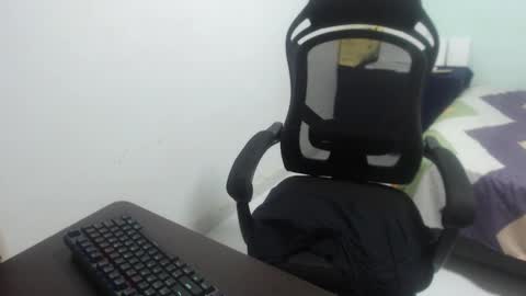 ...Ariana... online show from March 5, 6:48 pm