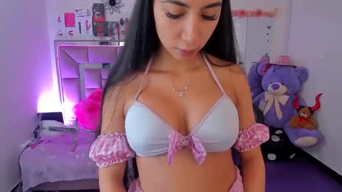ariadnacappelletty online show from May 5, 4:54 pm