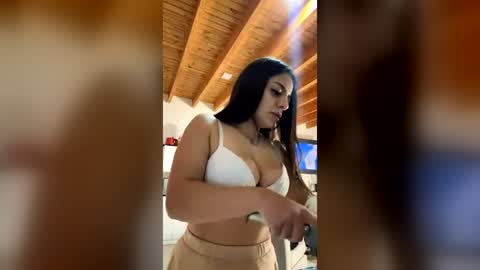 Bella Shurbet online show from July 4, 9:43 pm