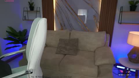 ariafior online show from September 19, 7:24 pm