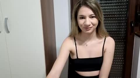 ariagrey30 online show from October 1, 8:52 am