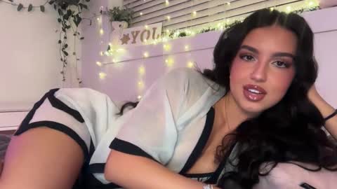 Aria  online show from December 5, 12:21 am