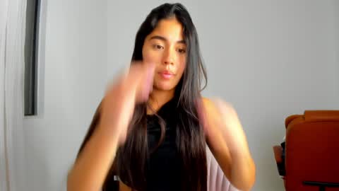 Aria Montgomery online show from April 16, 5:41 am