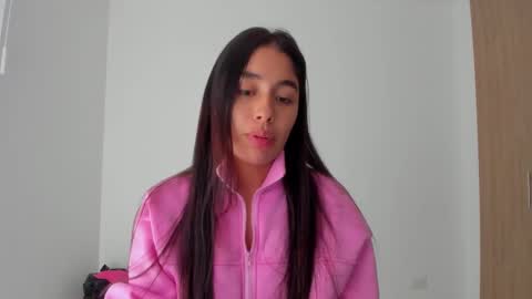 Aria Montgomery online show from December 3, 8:49 am