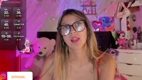 Ariana  online show from April 1, 1:39 am