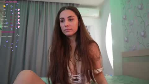arianapretty online show from September 13, 5:15 am