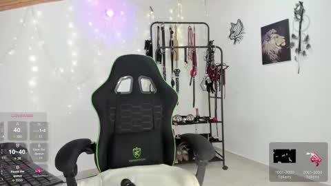 Arianna Connor online show from November 11, 7:55 pm