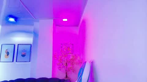 arianna_sweeet online show from May 20, 4:20 am