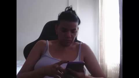 ariannaloovel online show from October 1, 6:46 pm