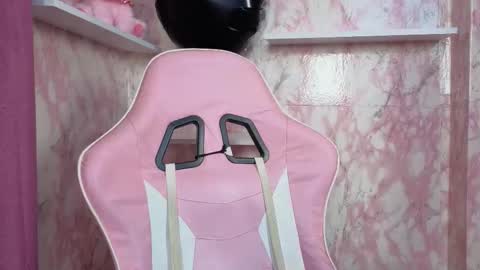 Ari Bunnie  online show from November 28, 11:30 pm