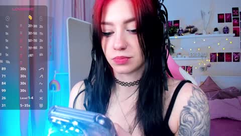 Ariel online show from December 24, 1:39 pm