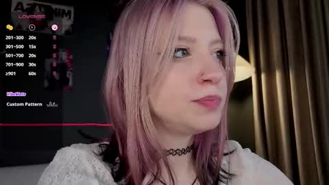 Ariel online show from May 21, 1:42 pm