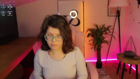 Ariell Mini online show from May 19, 5:36 am