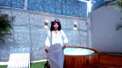 A R I   online show from November 2, 1:58 pm