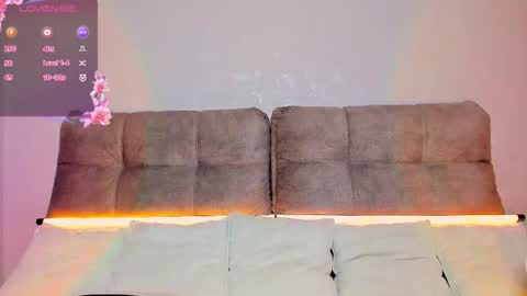 Ariella online show from November 13, 5:28 am