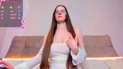 Ariella online show from October 18, 4:59 am