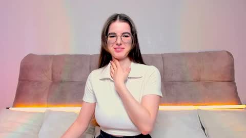 Ariella online show from May 16, 5:10 am
