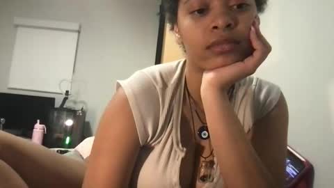 ariessisbetter online show from March 31, 4:45 am