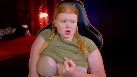 Adele online show from May 1, 9:07 pm