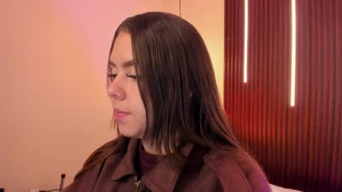  Arianna  online show from May 25, 1:10 pm