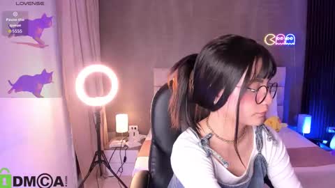 Ari  online show from October 22, 4:17 am