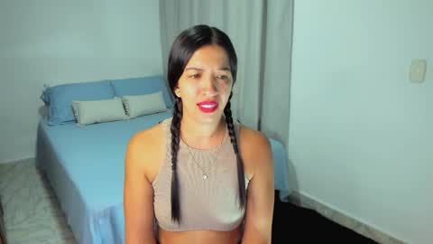aristena_01 online show from April 25, 2:25 am