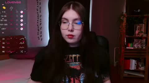 Astrid online show from May 26, 11:42 am