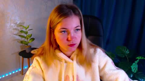 Arlana online show from October 11, 1:32 am