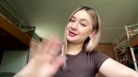 Kate online show from May 17, 7:07 am