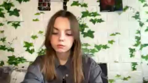 Lisa online show from May 20, 2:25 pm