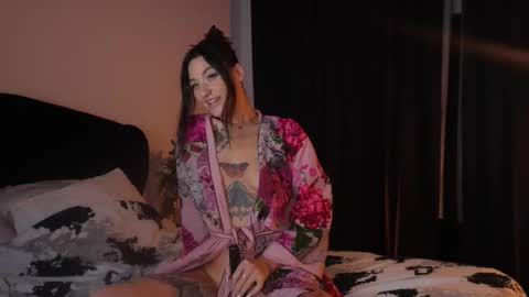 Maya online show from February 23, 6:18 pm