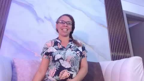 artemiza online show from October 2, 12:32 pm