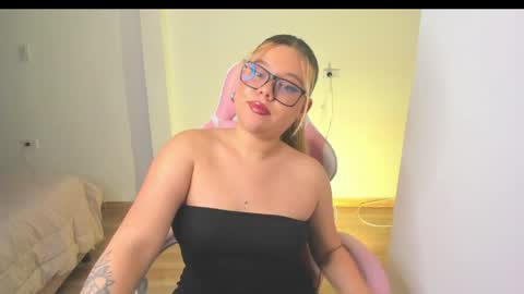 Val online show from March 30, 12:21 am