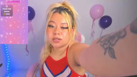 Val online show from November 6, 2:17 am