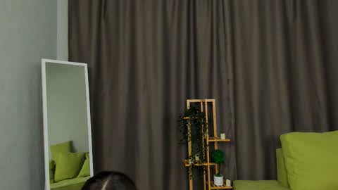 Sara online show from September 23, 7:45 pm