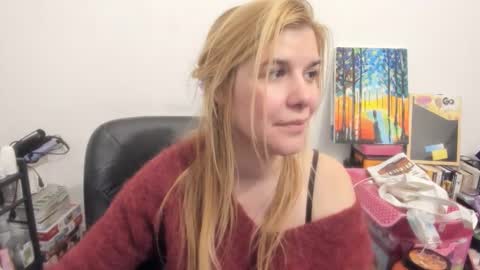 MIA online show from December 17, 11:42 pm