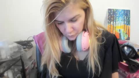 MIA online show from February 5, 10:40 am