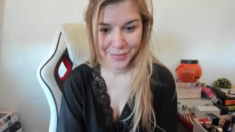 MIA online show from February 3, 10:58 am