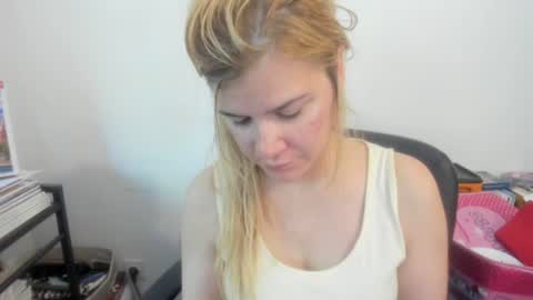 MIA online show from July 4, 8:43 am