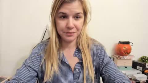 MIA online show from February 6, 5:30 pm