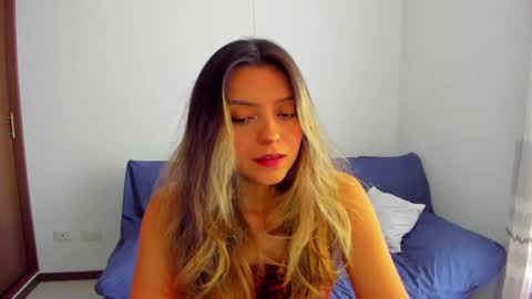 Snapshot of ary_cam230 chatting on September 15, 9:22 pm Zahaara online show from September 15, 9:22 pm